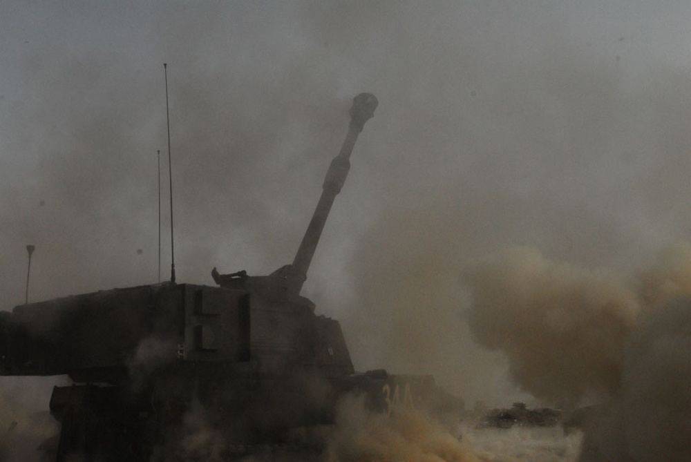 Old Hickory Guardsmen fire new artillery round in Iraq