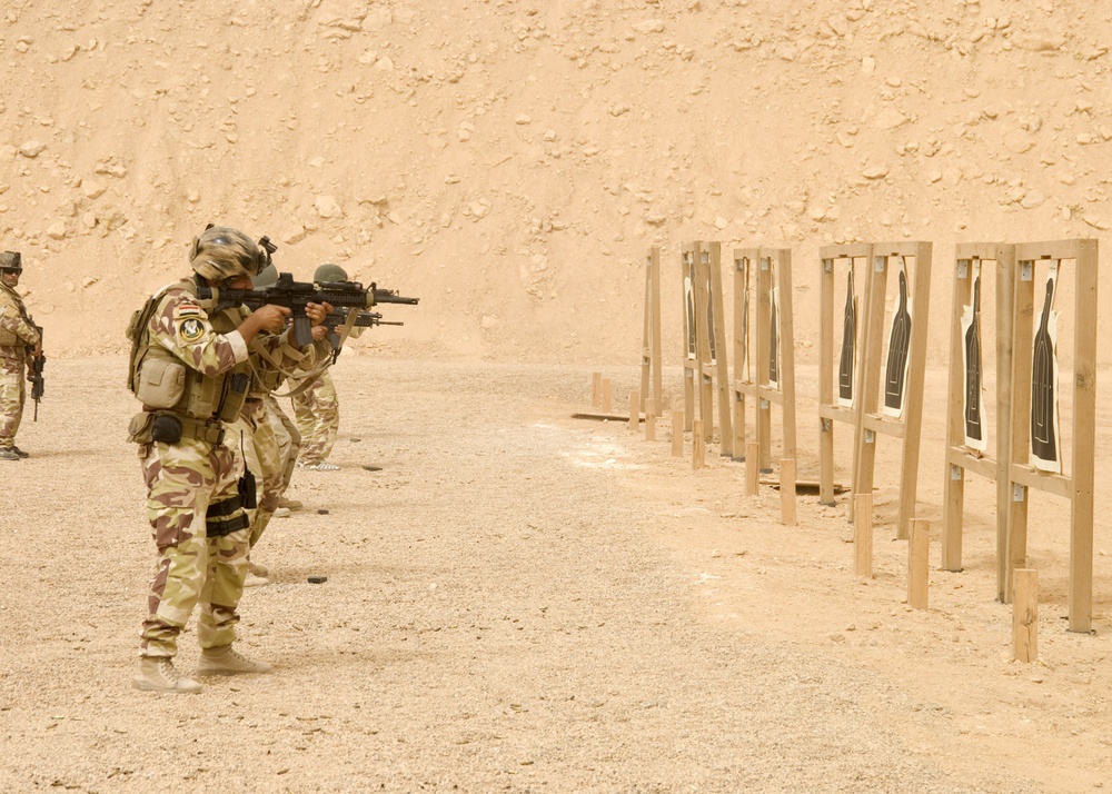 Iraqi Special Operations Forces Exercise Multiple Target Acquisition Training in Al Asad