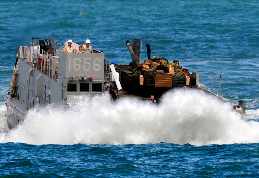 DVIDS - Images - Loading operations [Image 2 of 2]