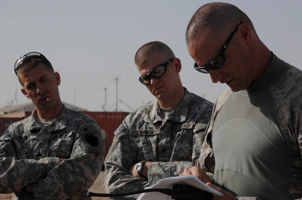 Joint patrol in Abu Ghraib