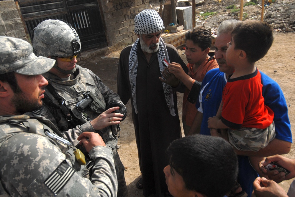 Population engagement in Ghazaliya, Iraq