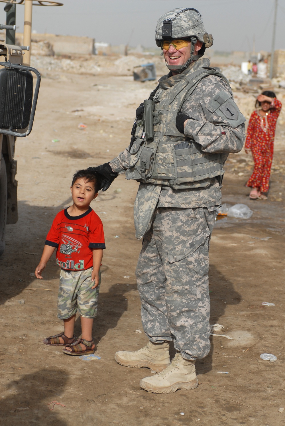 Population engagement in Ghazaliya, Iraq