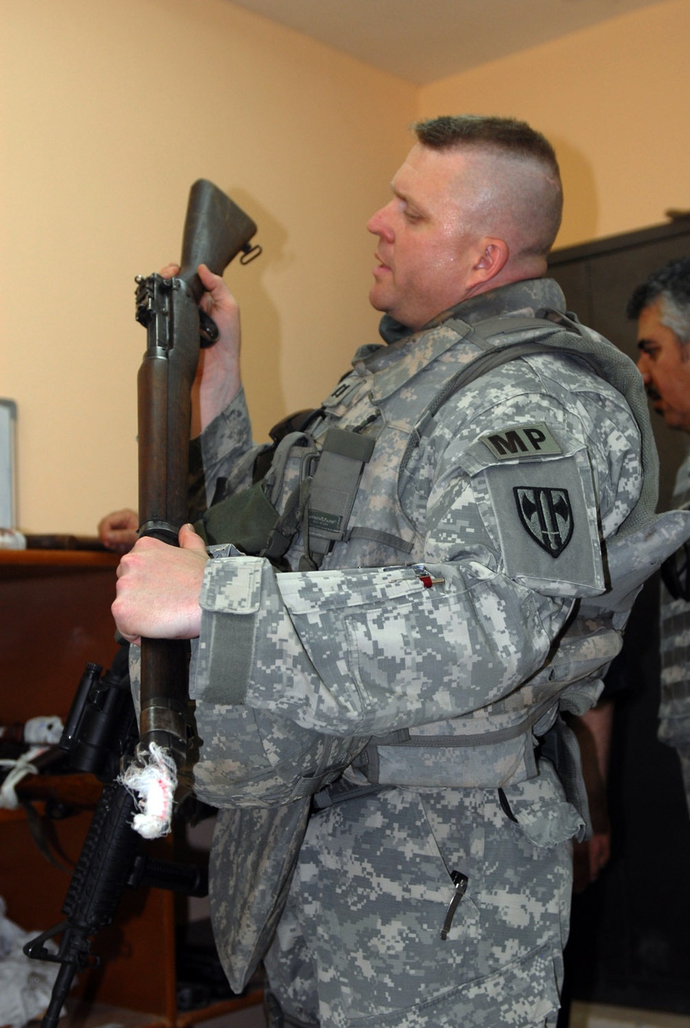 DVIDS - News - 793rd Military Police, Iraqi police work to build ...