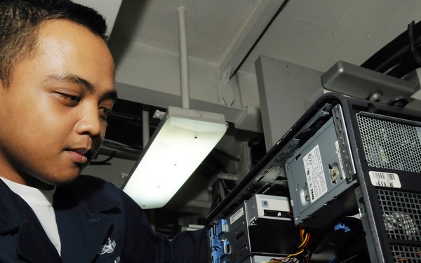 Sailors aboard USS George Washington