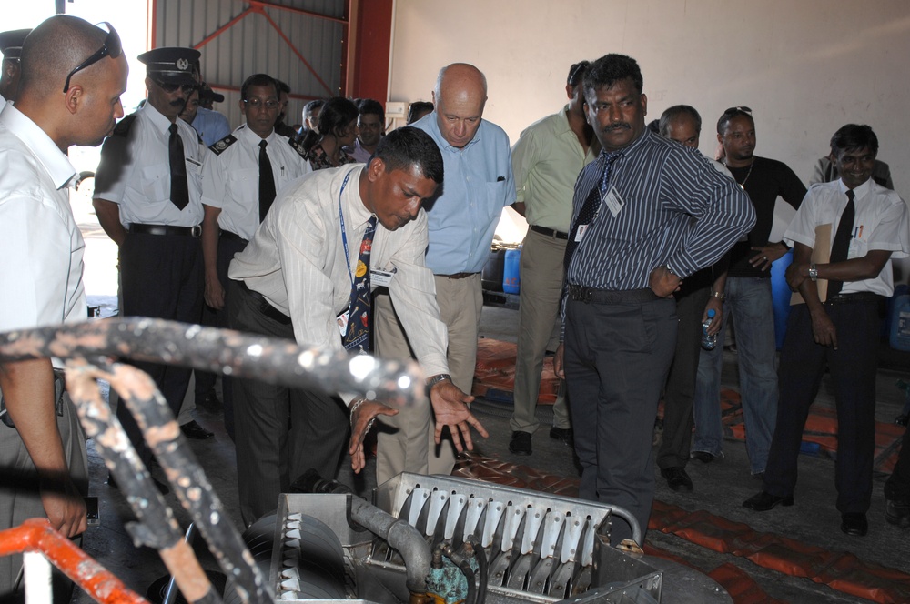 U.S. Africa Command Oil Spill Mentoring in Mauritius