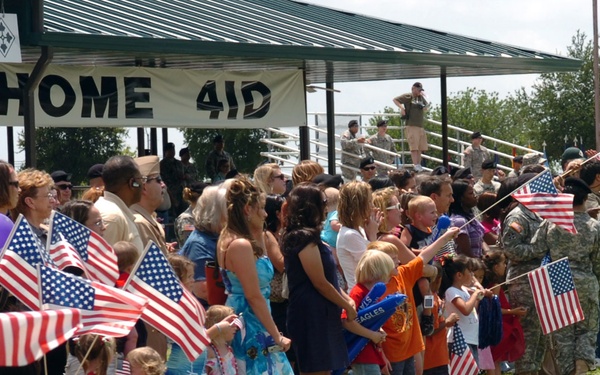 4th Combat Aviation Brigade Returns Home