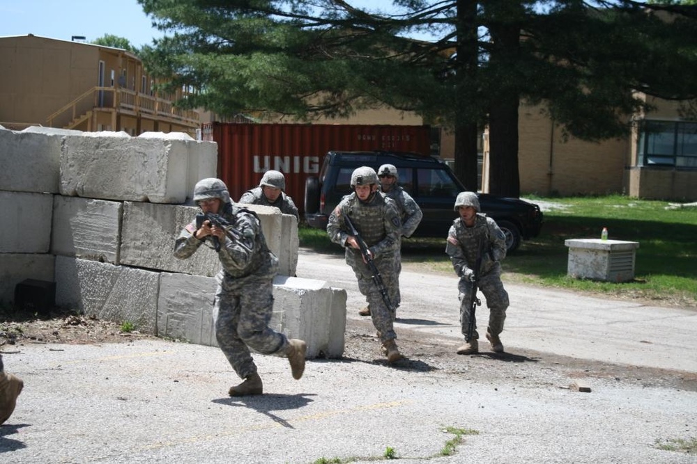 1313th Engineer Company Finishes Training at urban training center
