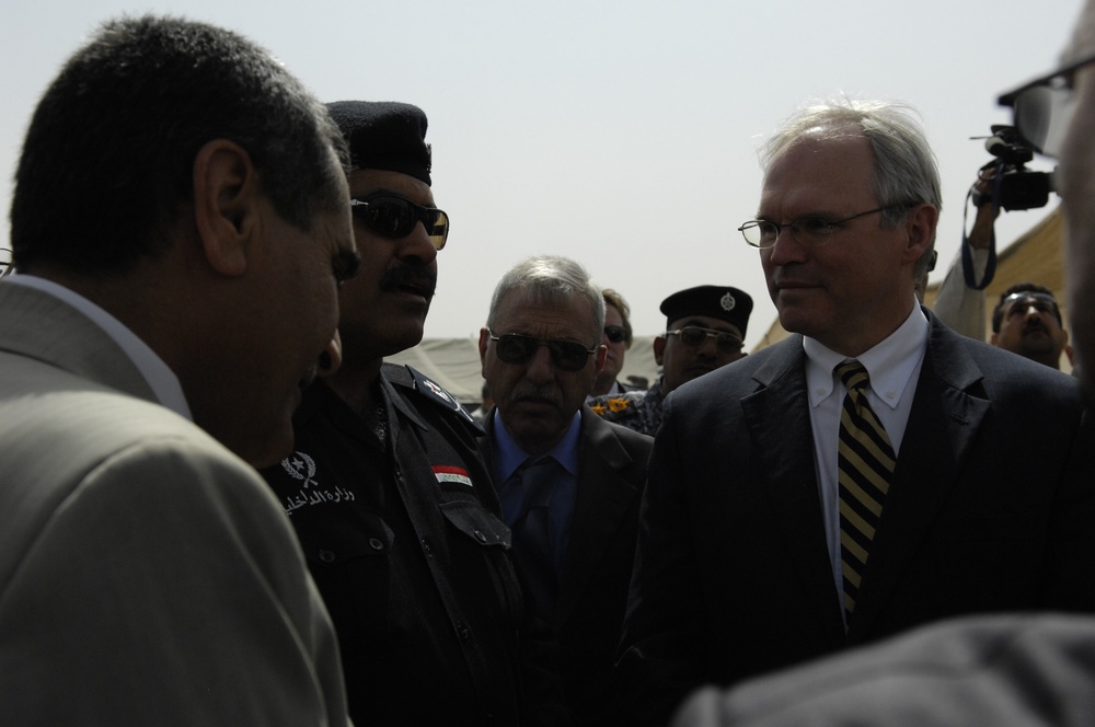 Ribbon-cutting ceremony near Scania re-opens highway segment from Baghdad to Basra