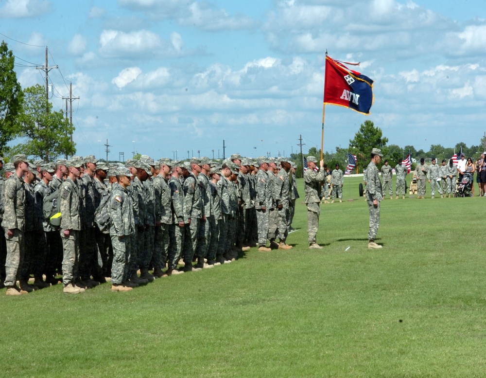 4th Combat Aviation Brigade uncases colors