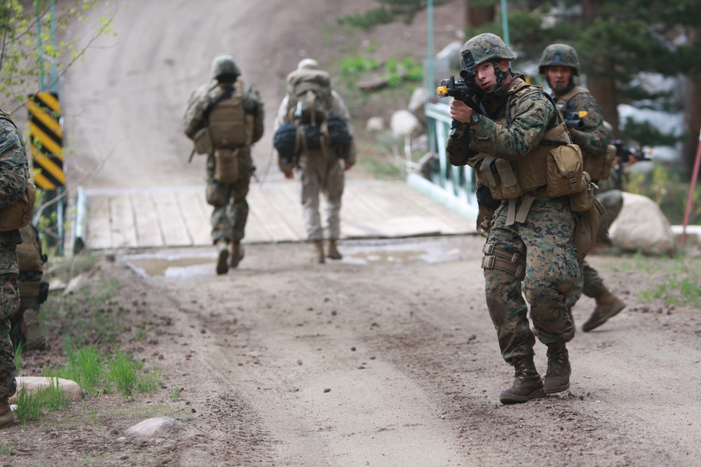 Unit Training Group helps prepare training team for mission