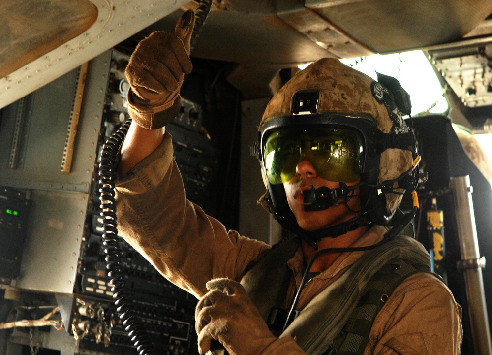 U.S. Marines Train With French Navy Commandos