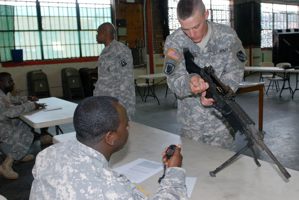 335th Signal Command 'Best Warrior' Compete for Title