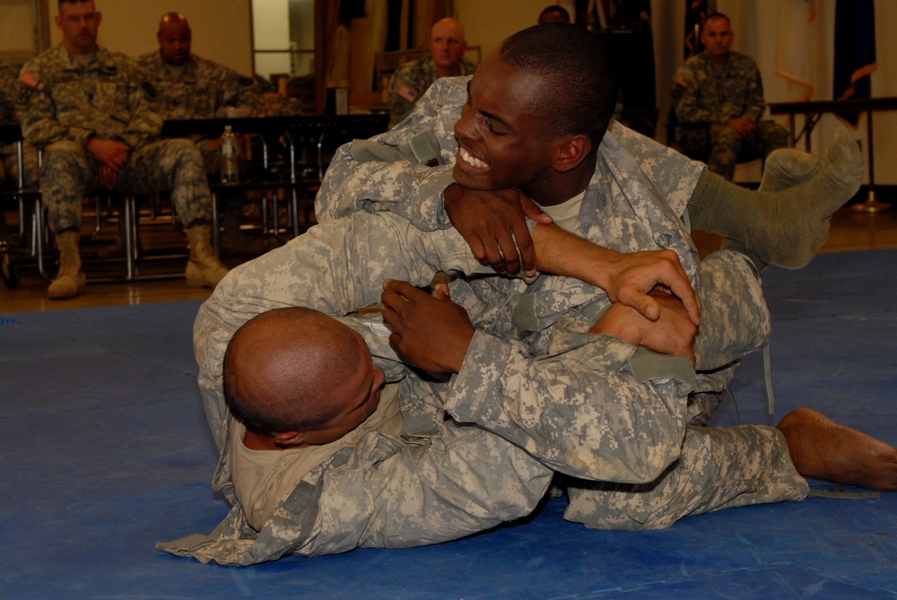 335th Signal Command 'Best Warrior' Compete for Title