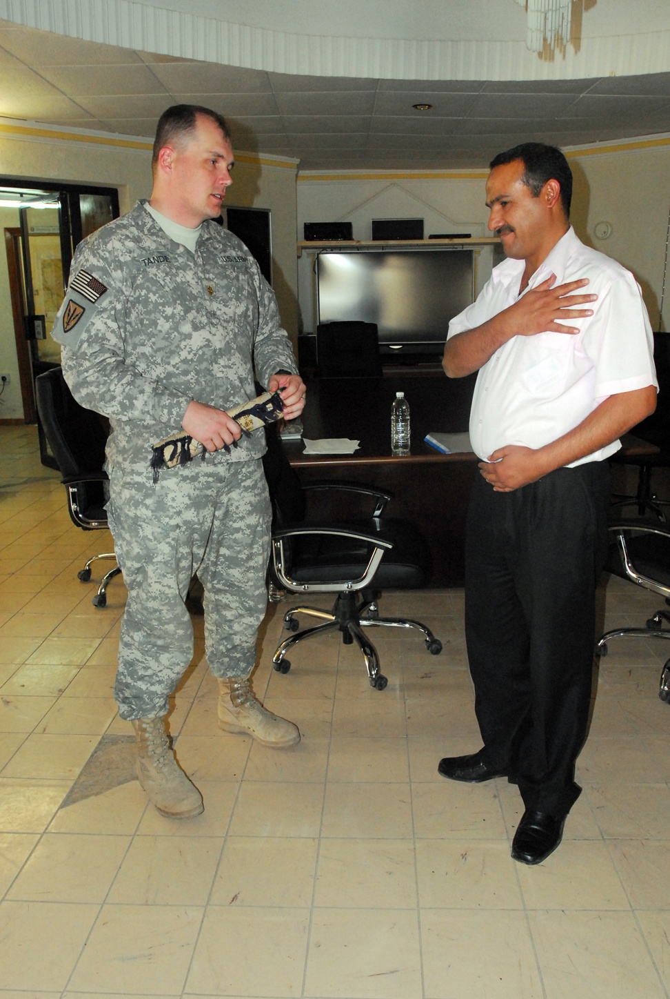 Iraqi Shaykh honored for community contributions