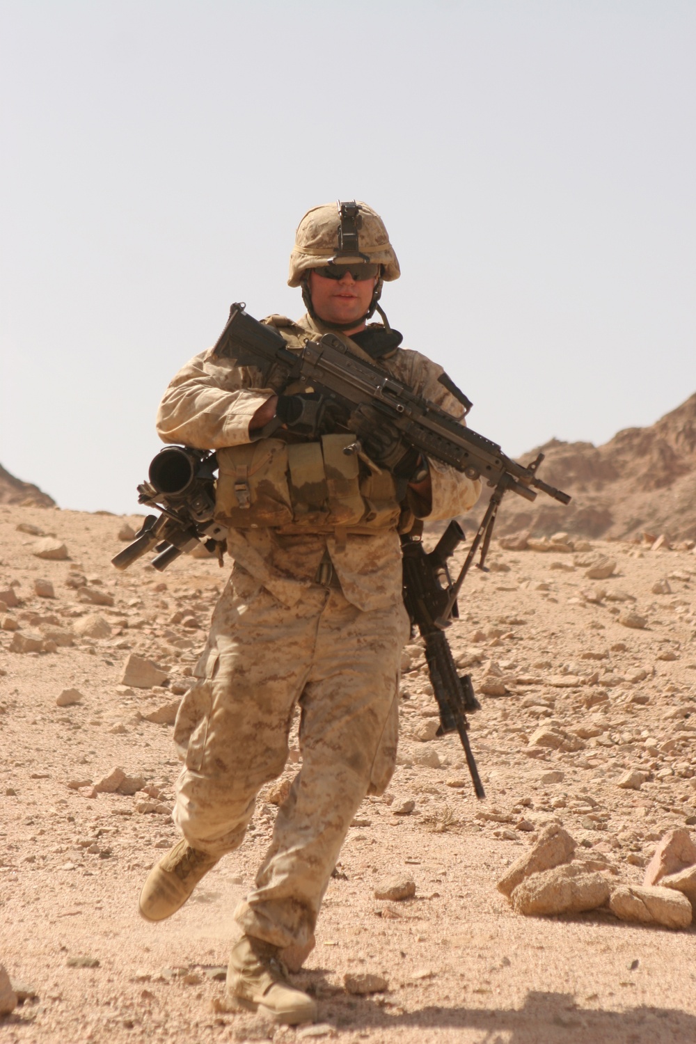 Marine Training In The Desert Builds Small Unit Leadership