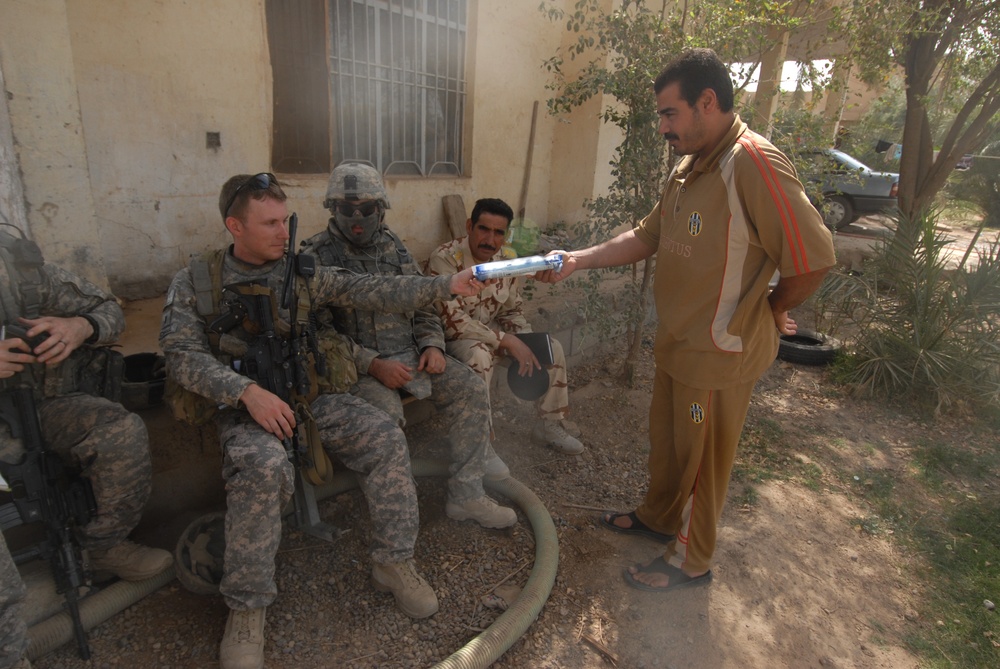 Patrol in Abu Ghraib