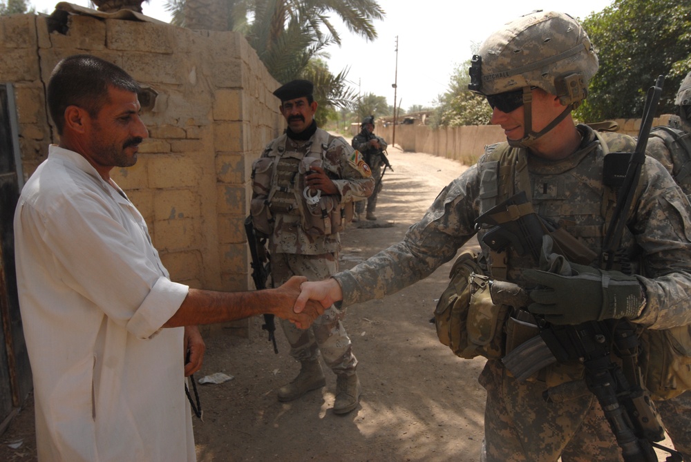 Patrol in Abu Ghraib