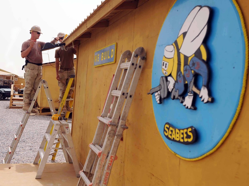 Soldiers Provide Humanitarian Assistance in Kuwait