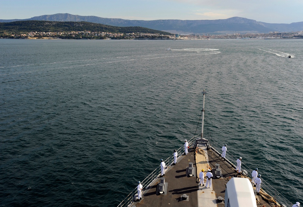USS Fort McHenry's Arrival in Croatia