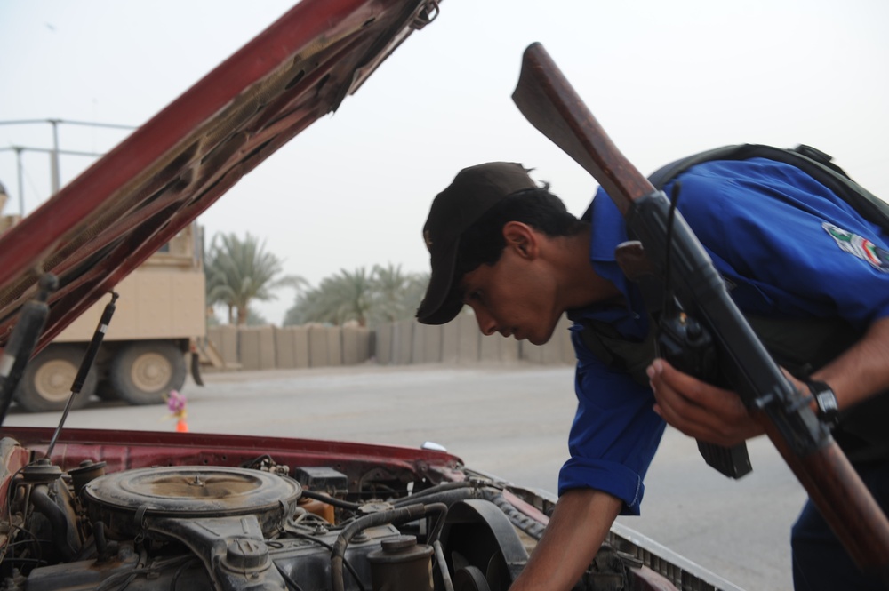 DVIDS Images Baghdad Hasty Checkpoint Image 5 Of 5 