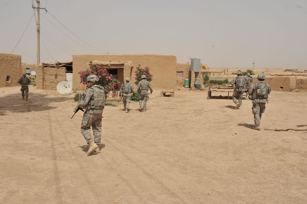 Fort Hood troops patrol Kirkuk