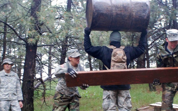 Leader Reaction Course Teaches Confidence