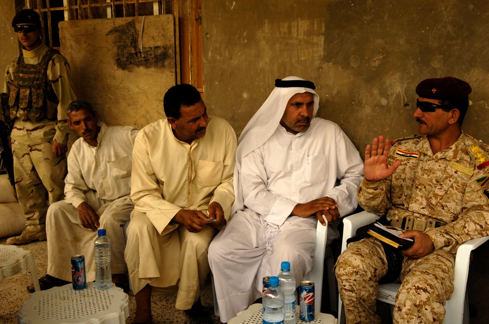 Humanitarian Assistance in Bey'a, Iraq
