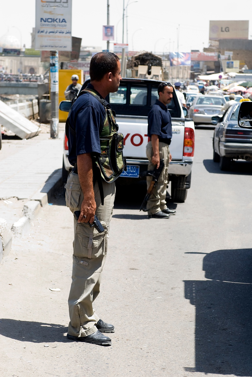 U.S. troops make effort to clean up Al Ashar canal