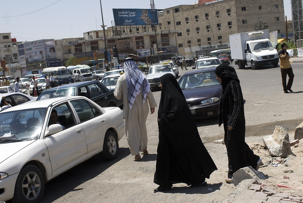 U.S. troops make effort to clean up Al Ashar canal