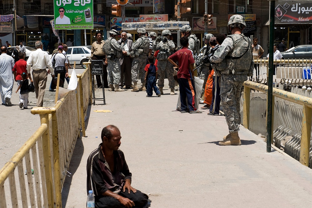 U.S. troops make effort to clean up Al Ashar canal