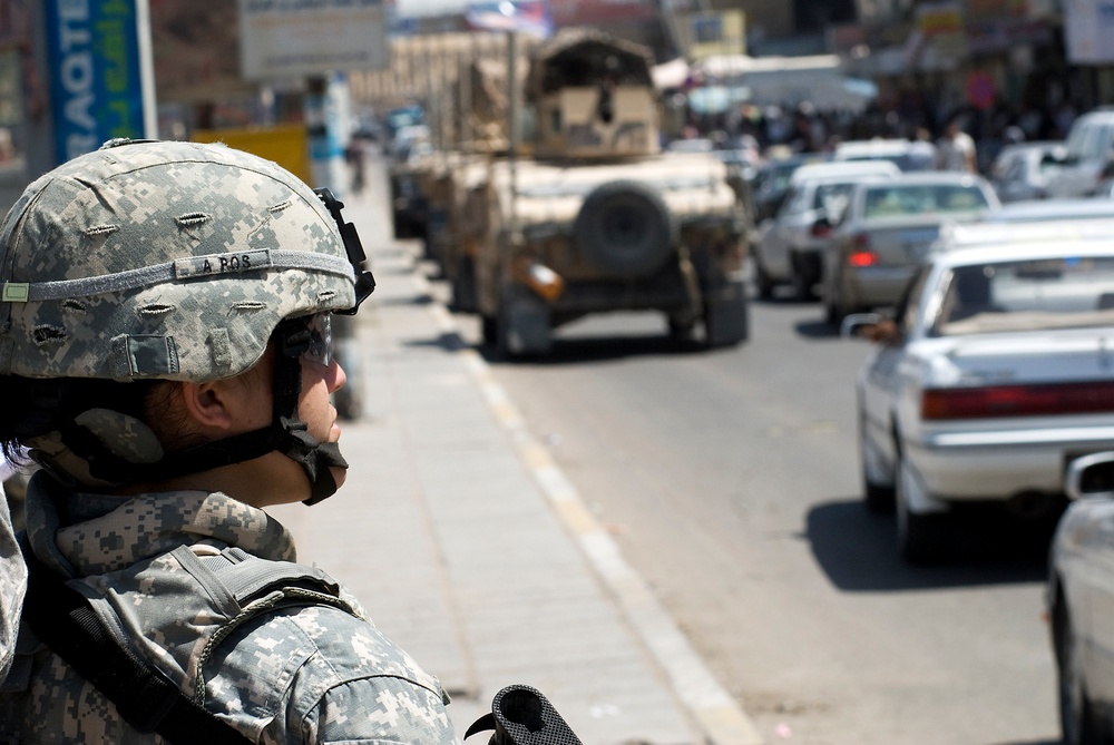 U.S. troops make effort to clean up Al Ashar canal