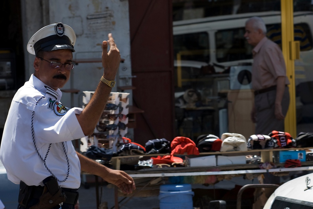 U.S. troops make effort to clean up Al Ashar canal