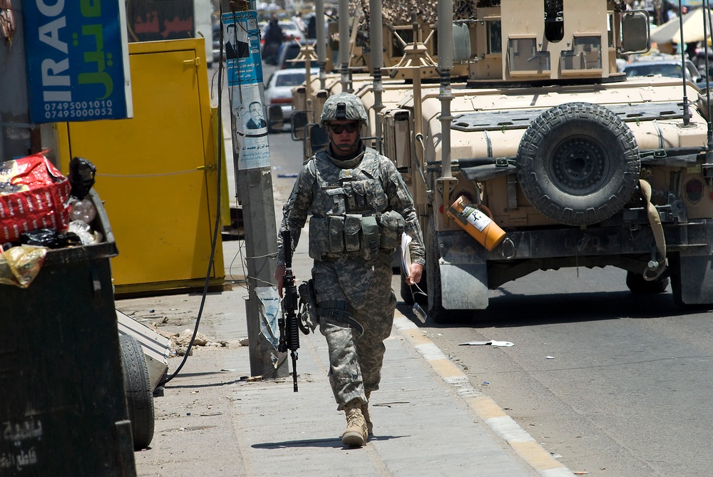 U.S. troops make effort to clean up Al Ashar canal