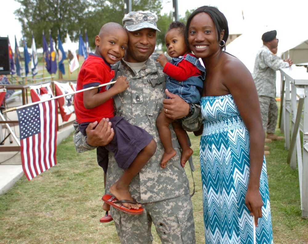 4th Combat Aviation Brigade successfully redeploys in time for Father's Day