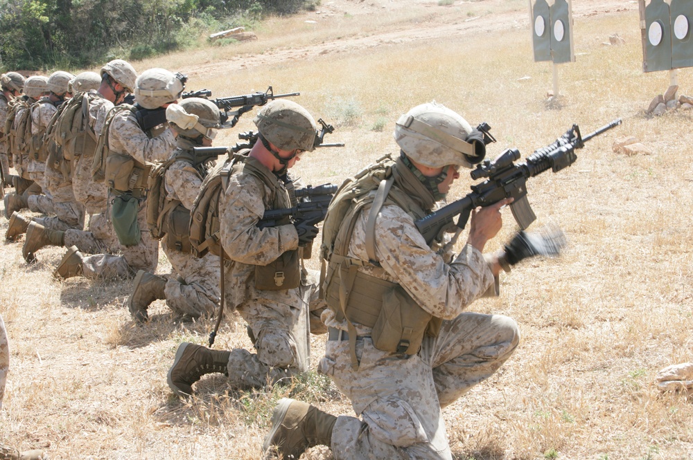 22nd Marine Expeditionary Unit trains with Greek Marines