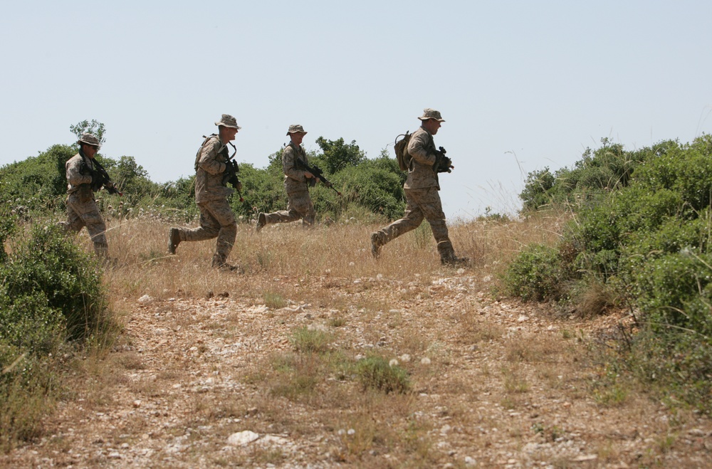 22nd Marine Expeditionary Unit trains with Greek Marines