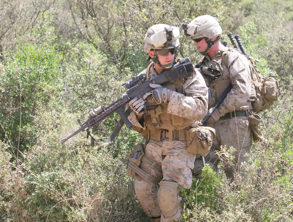 22nd Marine Expeditionary Unit trains with Greek Marines