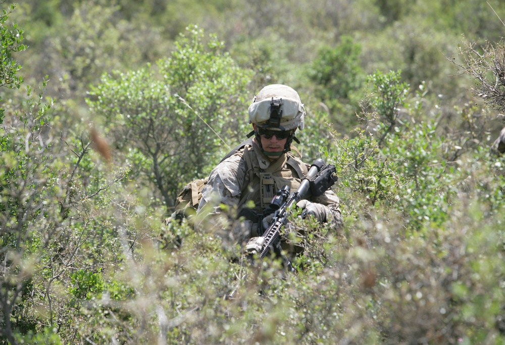 22nd Marine Expeditionary Unit trains with Greek Marines