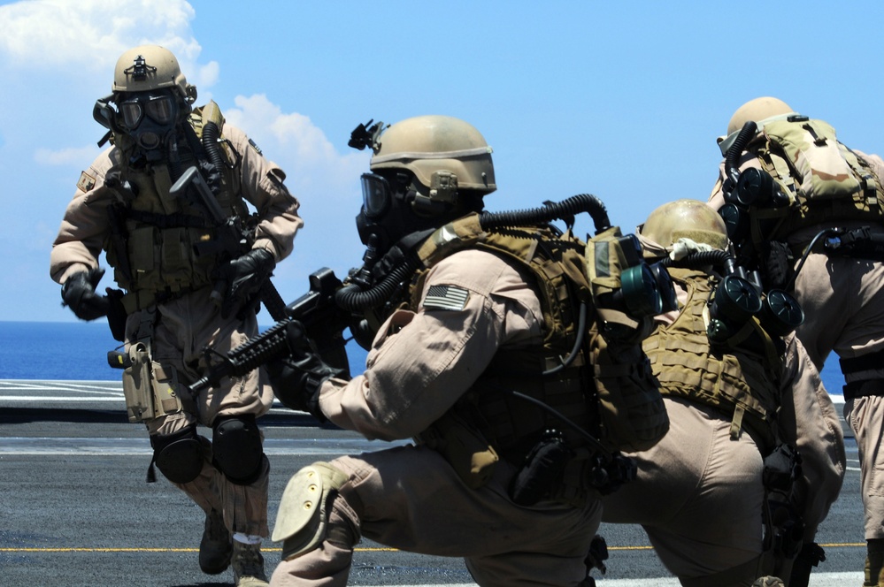 Explosive Ordnance Disposal Fast Ropes Into Action