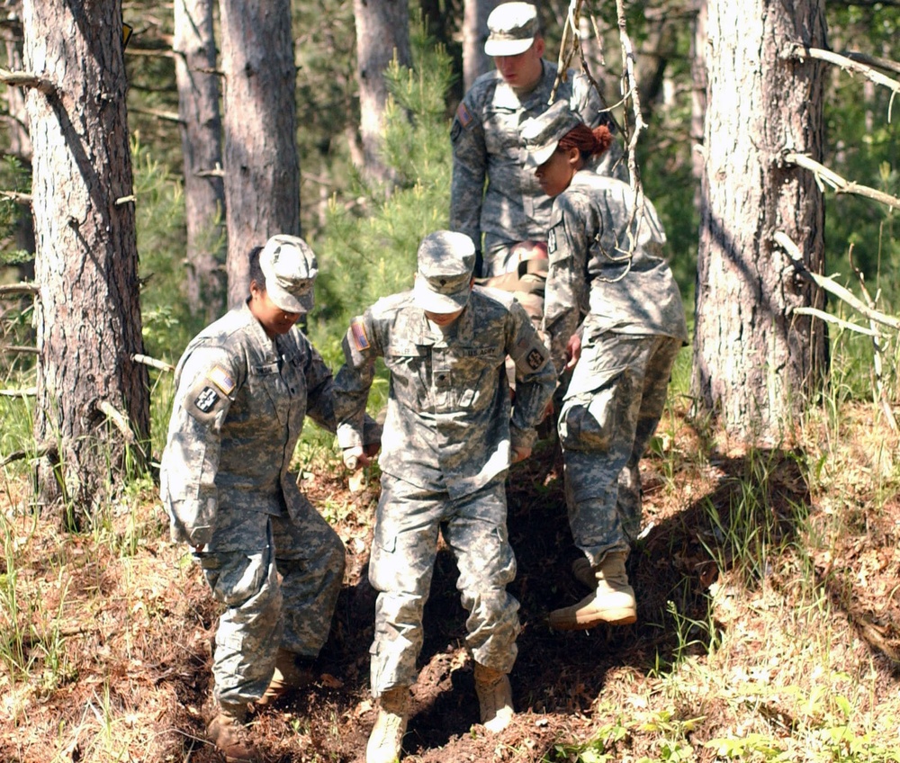 Outside Training for Soldiers of 325th Combat Support Hospital