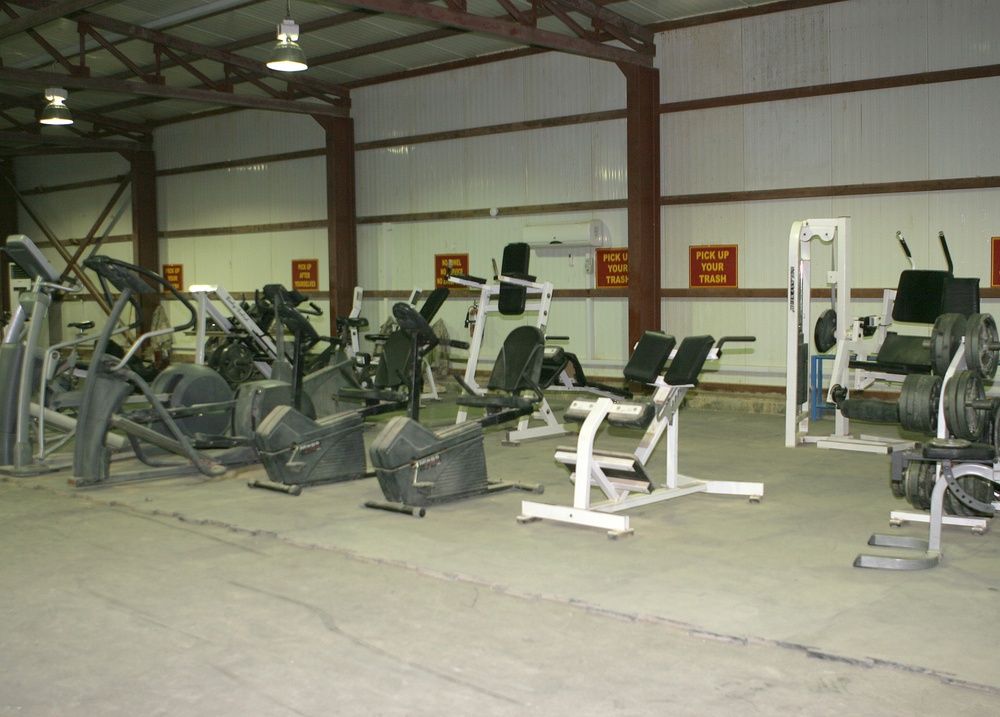 Marines Pump It Up at Slightly Above Average Joe's Gym