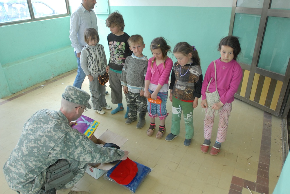 Kosovo classroom gets makeover