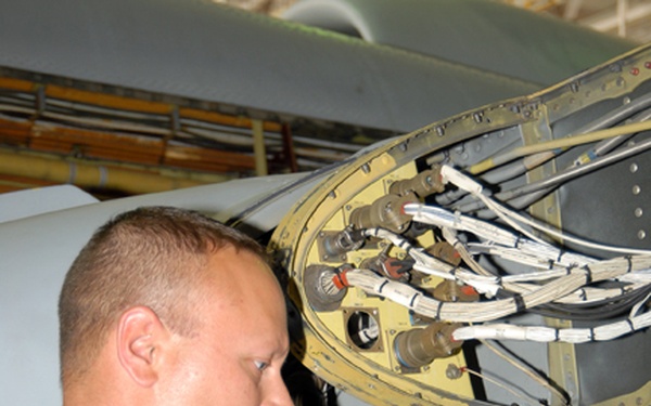 A-10 'assembly-line' Maintenance Concept a Model of Efficiency