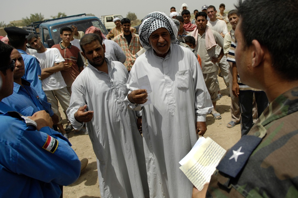 Humanitarian assistance mission in Abu Fayad, Diyala Province, Iraq