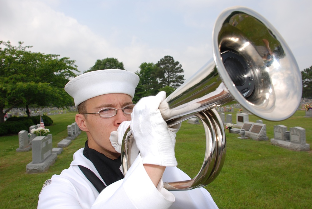 The Commander Navy Region Mid-Atlantic Honor Guard