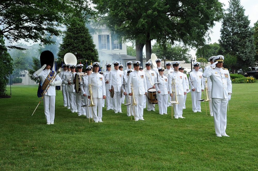 Secretary of the Navy swears in