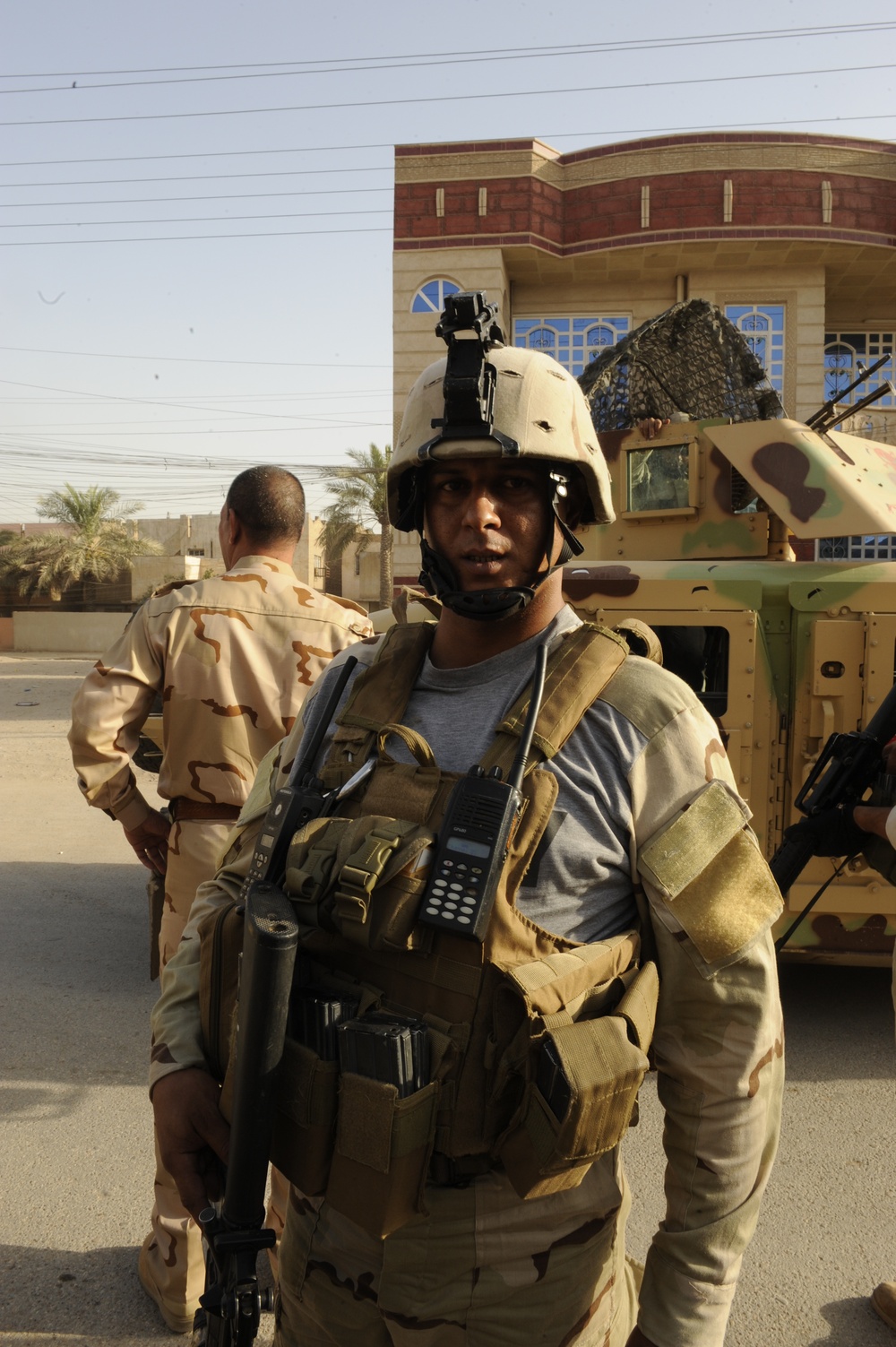 Military Transition Team helps Iraqi Soldiers