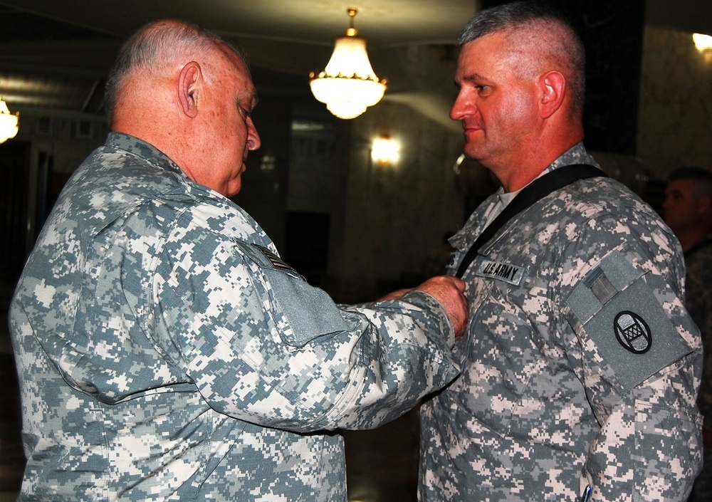 W.Va. Guard Adjutant General reenlists troops in Iraq