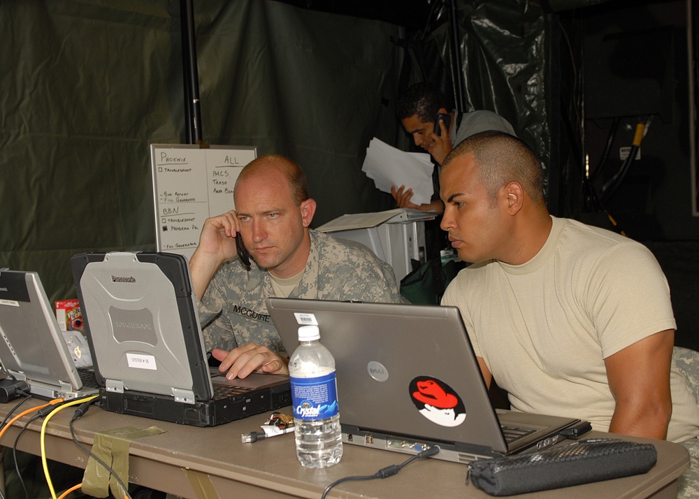 335th Signal Command Soldiers create a nationwide network, support homeland defense