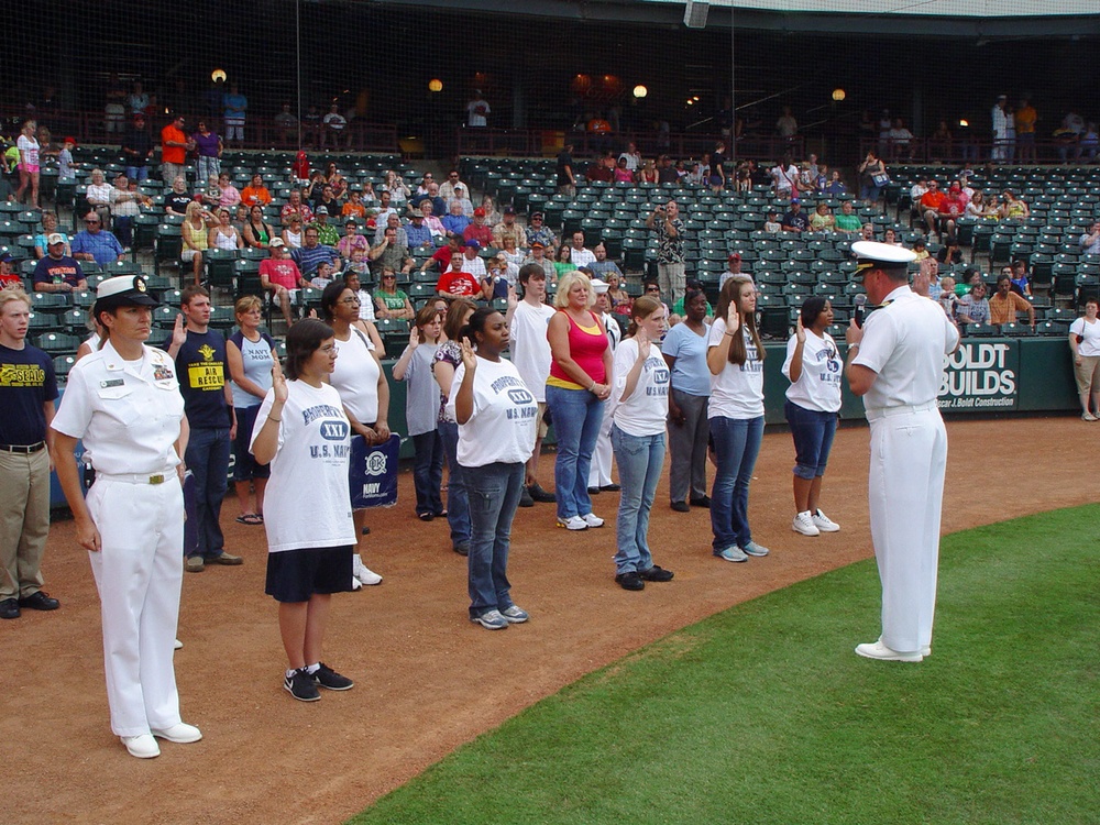 &quot;Navy For Moms&quot; Night